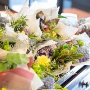 お花に癒されます