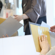 美肌に見せる!自分に似合う髪色にするならパーソナルカラー診断